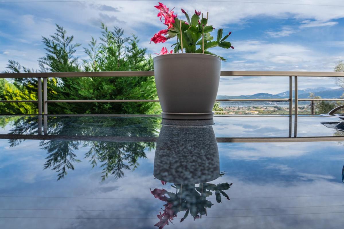 Panorama Apartment Apolpaina ภายนอก รูปภาพ